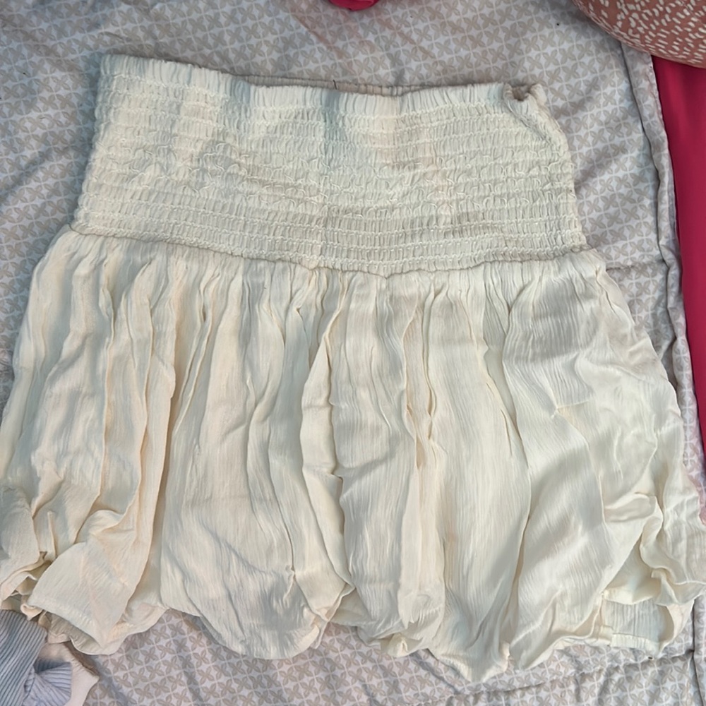 cream colored forever 21 skirt